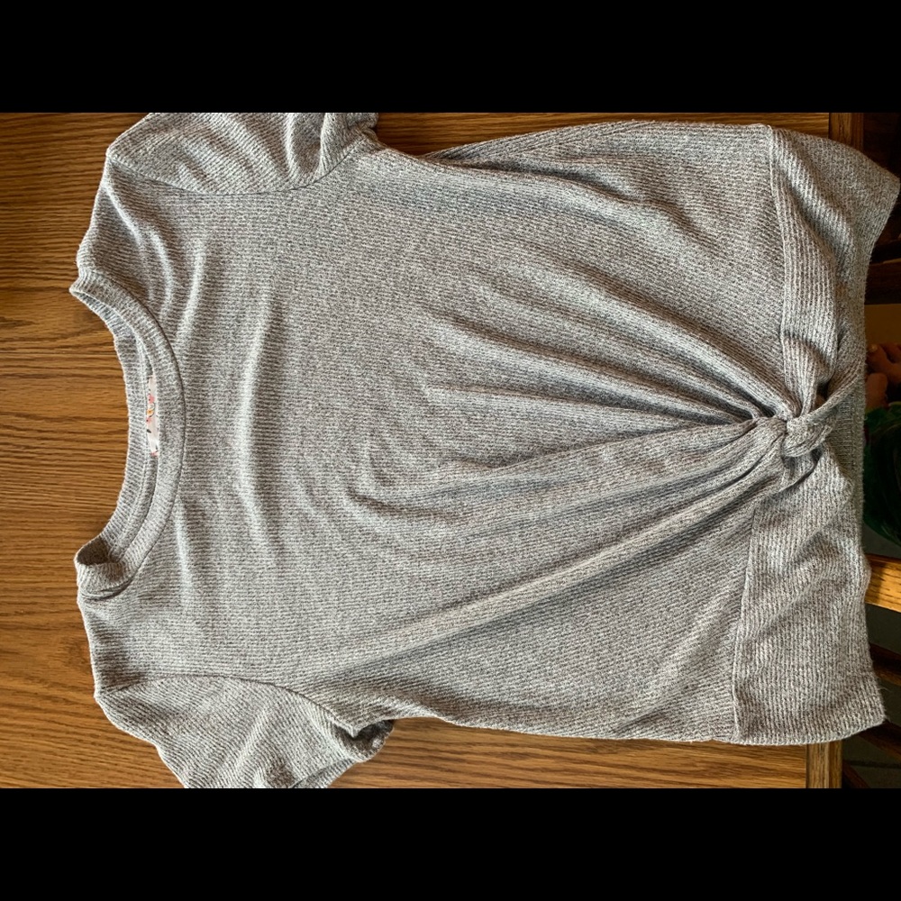 gray top